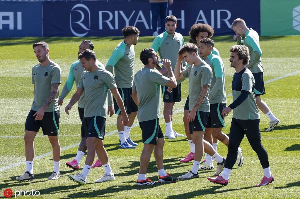 久游官网-关于冲刺阶段体能课后；罗马内部沟通备战欧冠；悬念犹存；轮换策略成焦点的信息