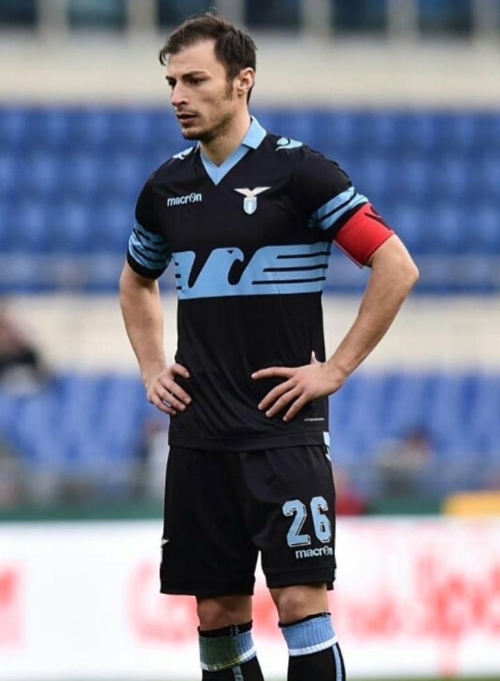 久游官网-里程碑夜拉齐奥队长鼓劲，CBA季后赛今夜刷纪录，压力陡增，团队化学反应显著的简单介绍